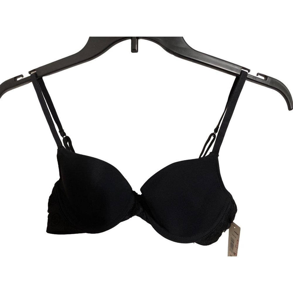 Blake & Co. Women's Black T Shirt Bra 34B